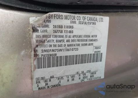 2001 Mercury Grand Marquis Ls z USA, uszkodzony, nr VIN 2MEFM75W11X610723